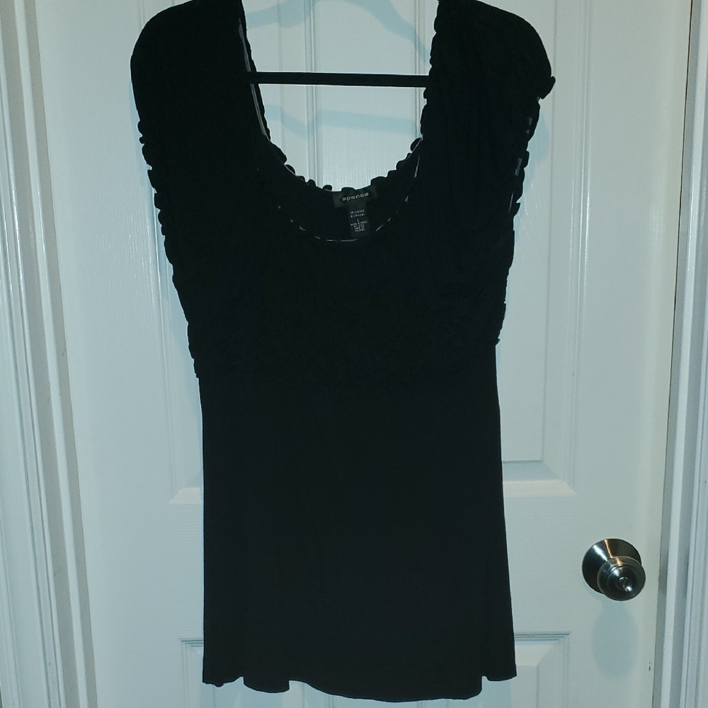 Spense Black Sleeveless Scoop Neck Top